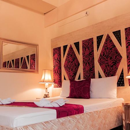 Hotel Plaza Garibaldi Caldas Bagian luar foto